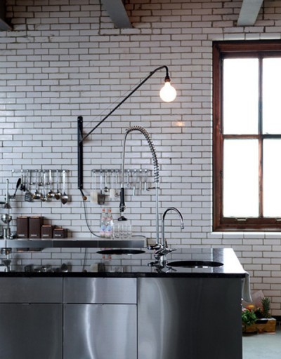 SCONCE-Kitchen-via- bloodandchampagne